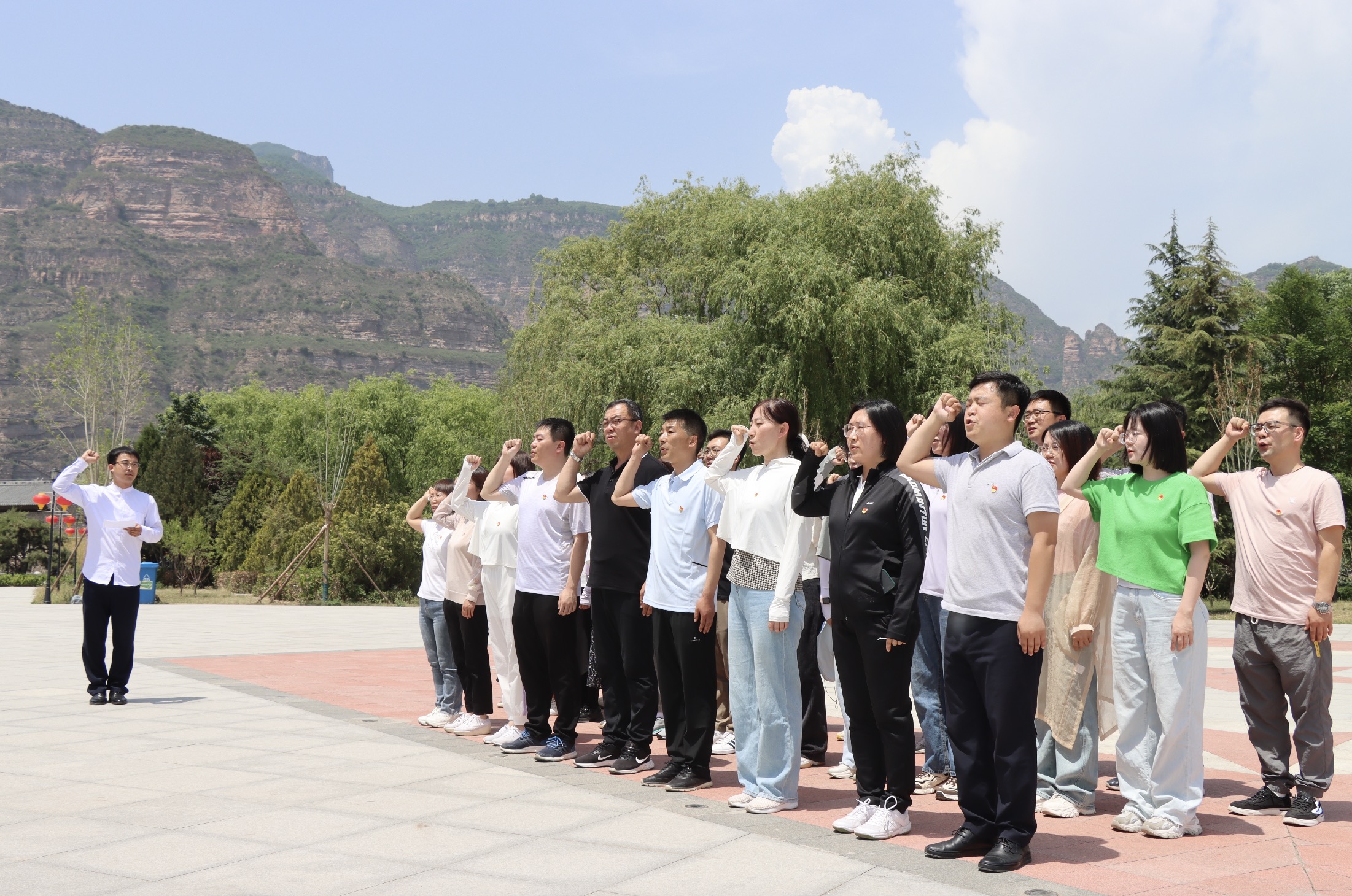 WeChatb40f5b9e41a74f865365805bd4b7dab2.jpg
